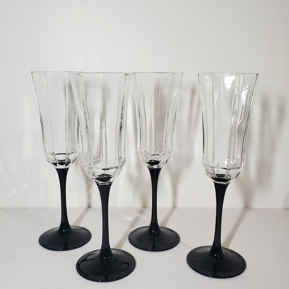 Vintage Octime Black Stem Luminarc of France Champagne Flute (set Of 4)